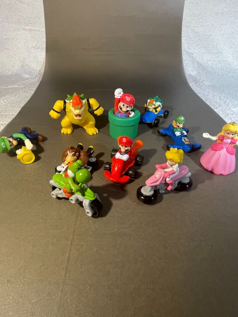 Assorted McDonalds Mario Brothers Happy Meal Toys (837)